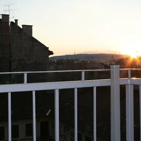 Apartment Broadway Center Rooftop View Budapest
