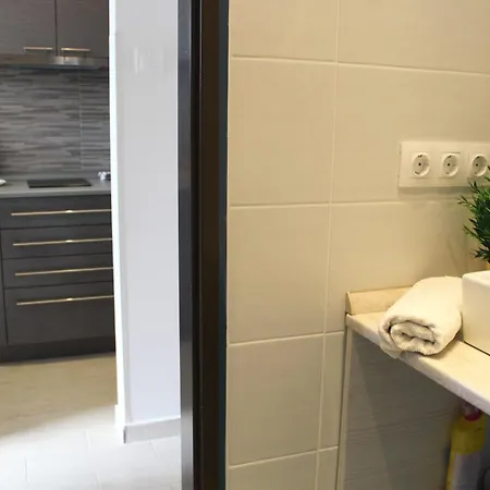 Broadway Center Rooftop View בודפשט