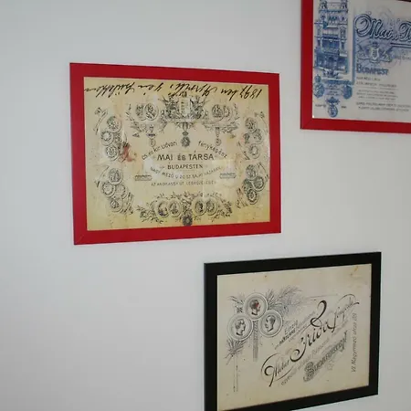 Broadway Center Rooftop View דירה