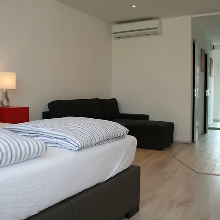 Broadway Center Rooftop View * בודפשט