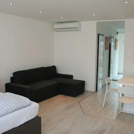 Broadway Center Rooftop View דירה *